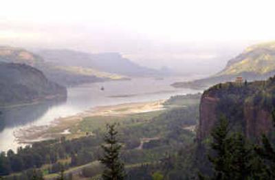 
. Geologists estimate that the flow from the dam breach of Glacial Lake Missoula, which raced through and scoured out the Columbia Gorge, pictured here near Corbett, Ore. was likely 4,000 times the flow of the river today. 
 (File/Associated Press / The Spokesman-Review)