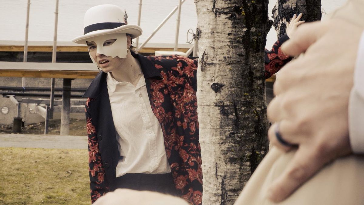 Sydney Carlson as Puck.  (Courtesy of Tim Bangle)