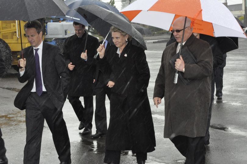 Treasury Secretary Timothy Geithner and Gov. Chris Gregoire tour the Port of Tacoma on Tuesday, May 18, 2010 (Jim Camden, Spokesman-Review)