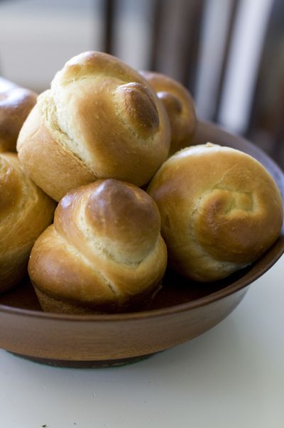 Speedy challah muffin spirals have a traditional taste, but are quicker to make thanks to baking powder. (Associated Press)