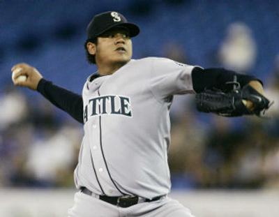 Seattle Mariners rookie pitcher Felix Hernandez baffled the Toronto Blue Jays for 6 1/3  no-hit innings during Wednesday's 3-2 victory.
 (Associated Press / The Spokesman-Review)