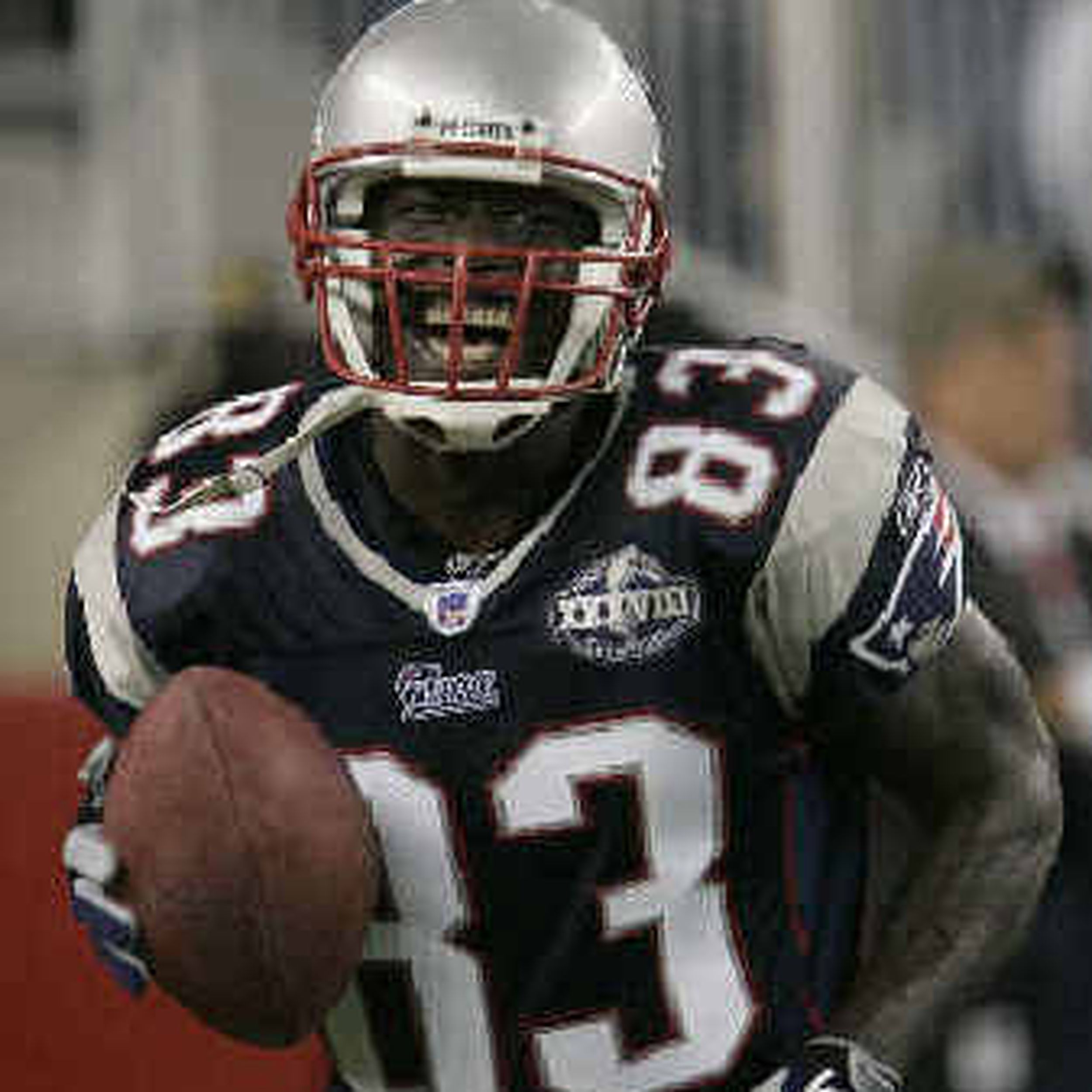 Spy time? Colts sign former Patriots WR Deion Branch