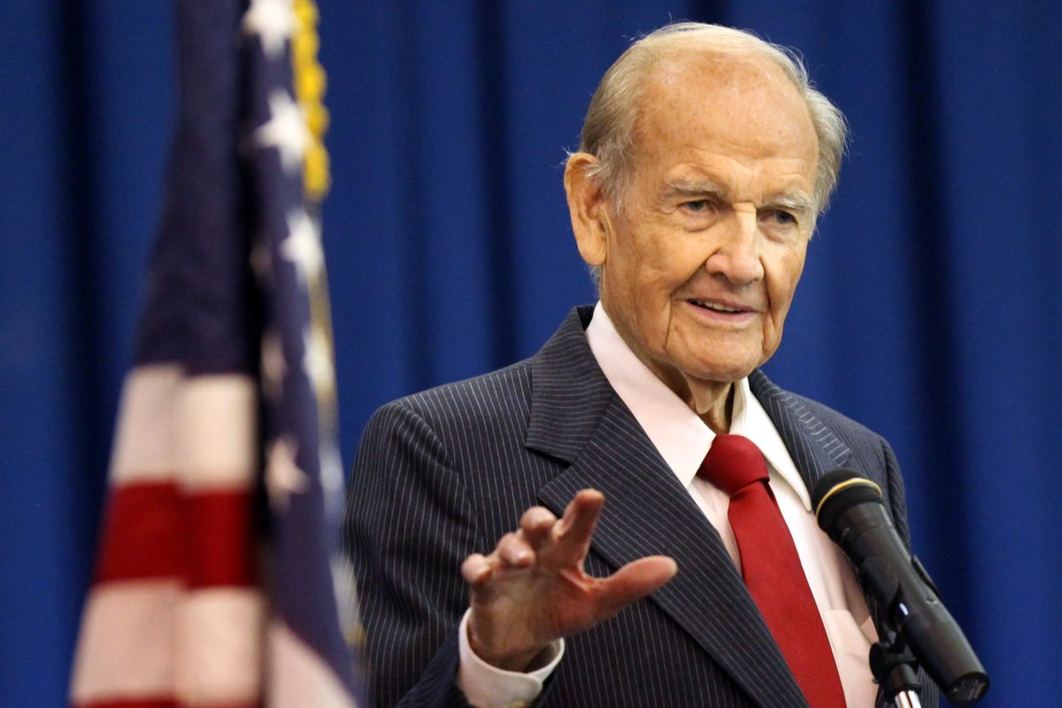 George McGovern speaks during First Coast Technical College’s commencement ceremony on Jan. 20 in St. Augustine, Fla. (Associated Press)