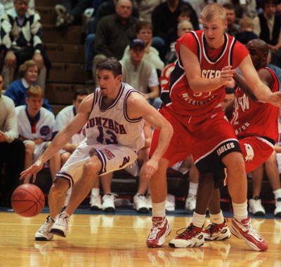 Gonzaga guard Matt Santangelo, seen in this Dec. 14, 1997 photo, had a game-high 24 points in the Bulldogs’ loss at Kansas on Nov. 13, 1998. (The Spokesman-Review)