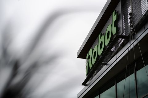 iRobot drops 17% after EU warns  deal may hurt competition