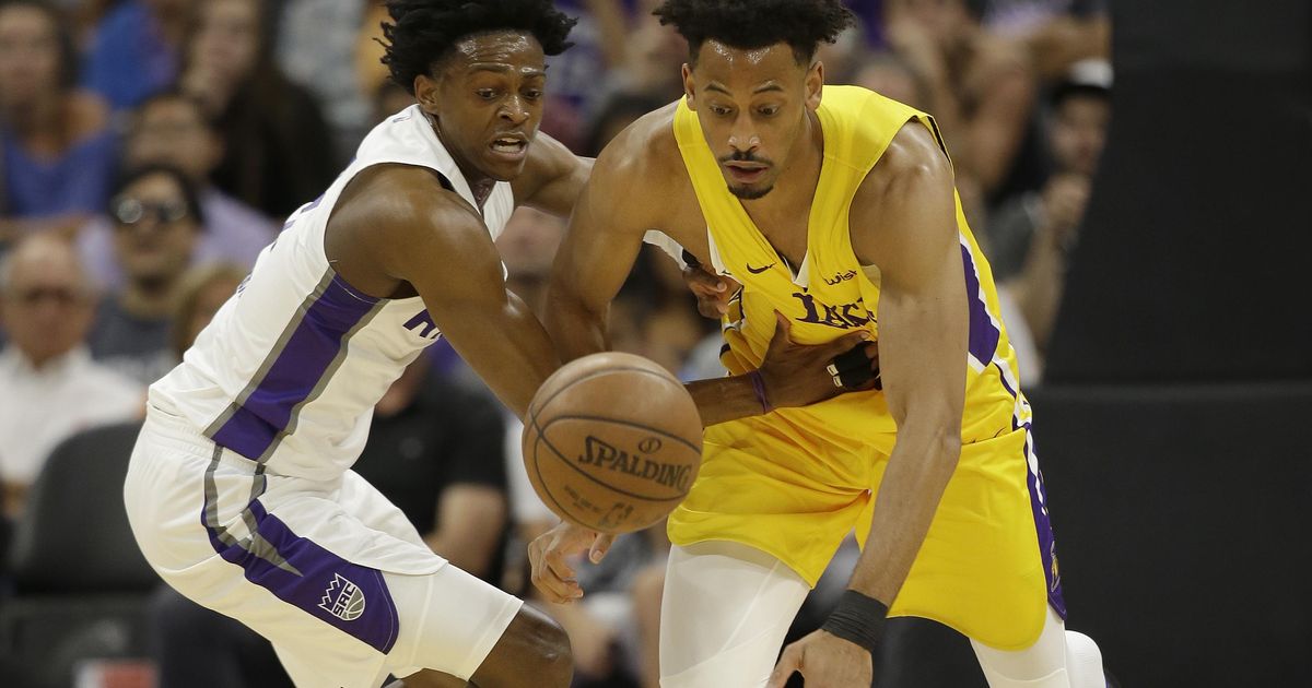 Lakers sign former Gonzaga forward Johnathan Williams to twoway