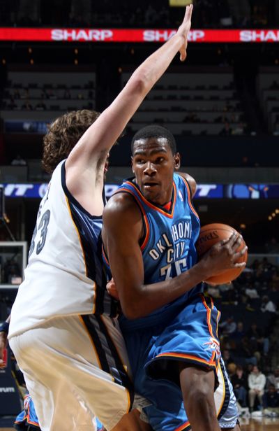 Oklahoma City’s Kevin Durant scored 30 points to lead the Thunder.  (Associated Press / The Spokesman-Review)