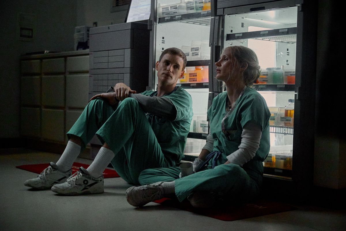 Eddie Redmayne and Jessica Chastain in "The Good Nurse."  (Netflix)