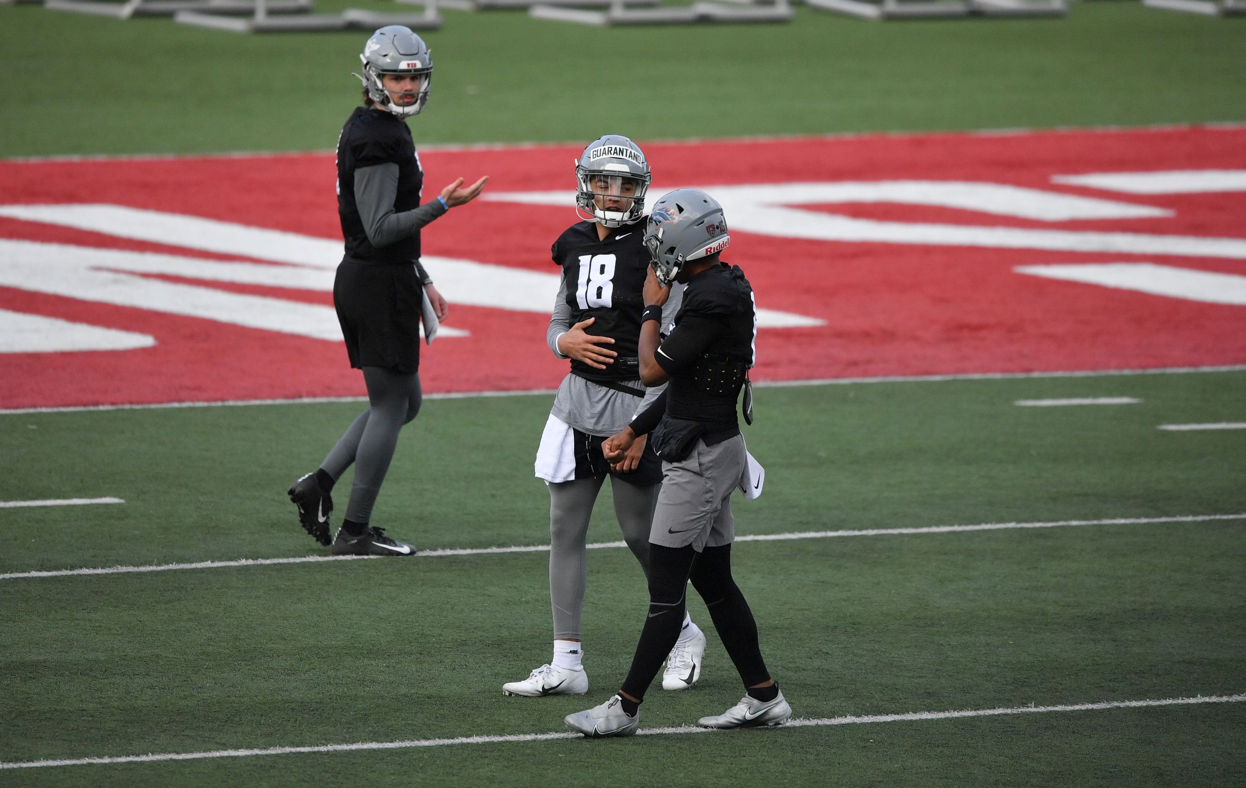 Quarterback Jarrett Guarantano leaves Washington State spring game