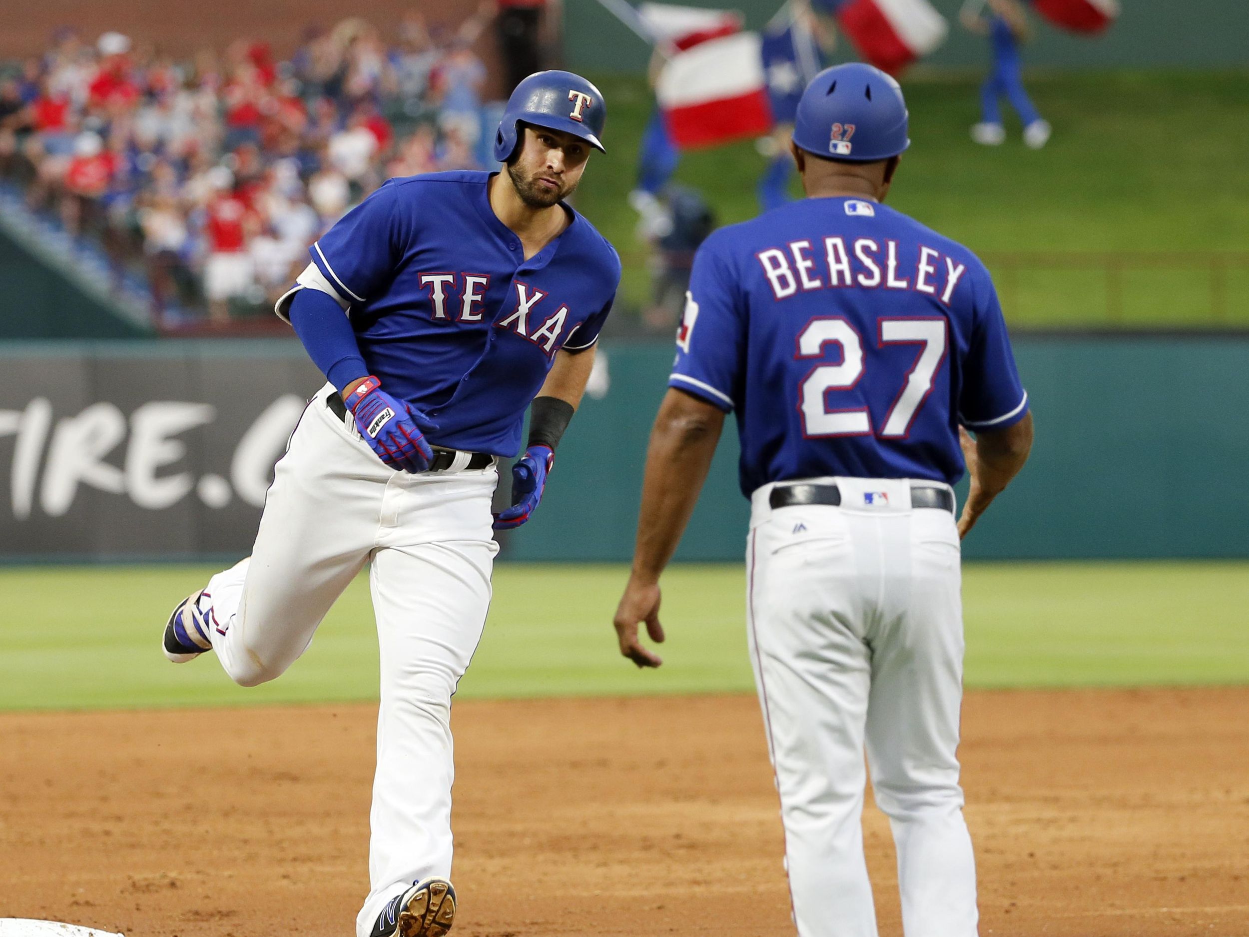 Joey Gallo's first career grand slam leads Texas Rangers past