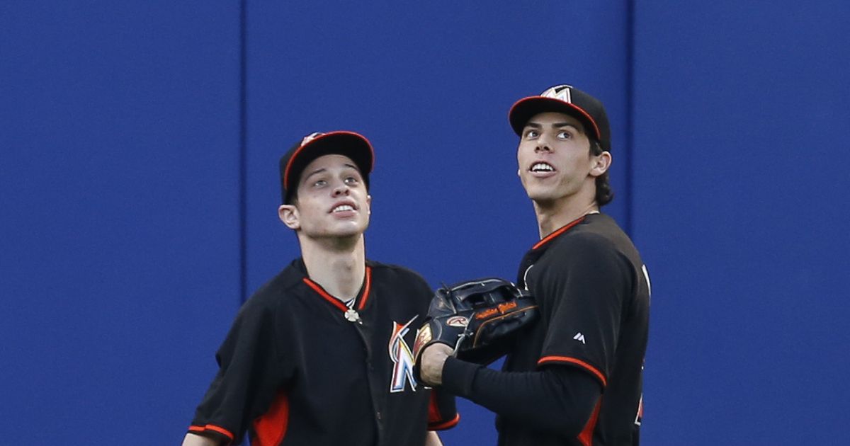 Miami Marlins surprise Christian Yelich with lookalike from 'SNL' - ESPN