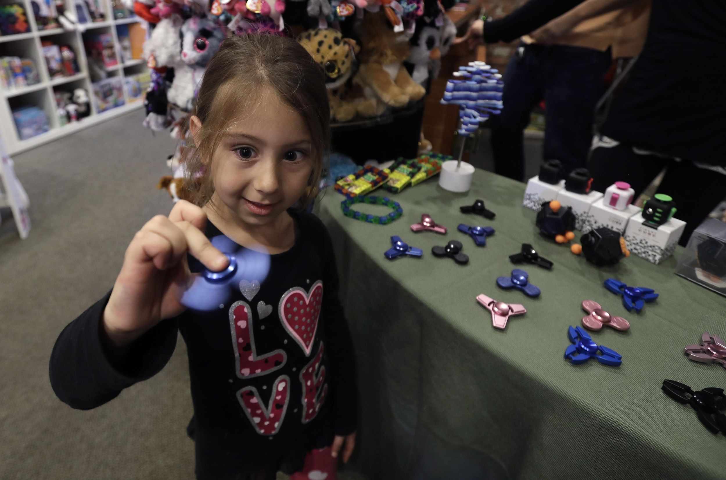 As fidget spinner craze goes global, its inventor struggles to make ends  meet, Toys