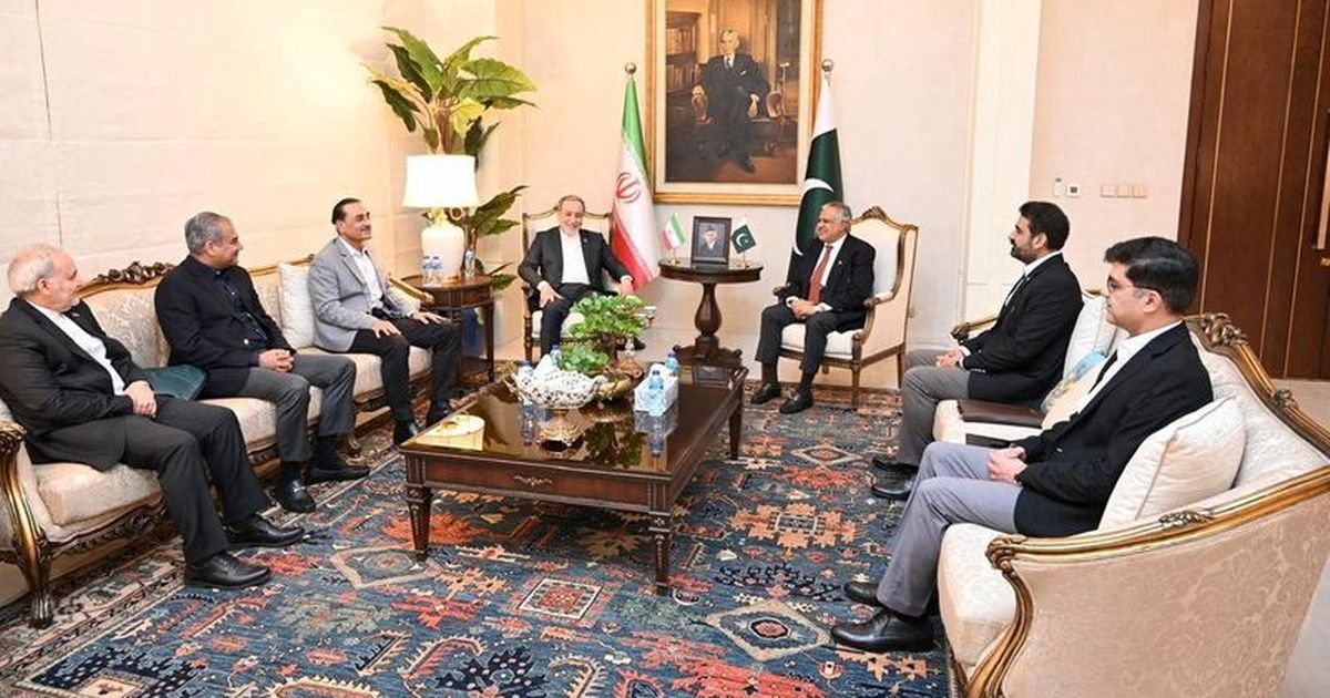 U.S.-Iran peace hopes fade as White House scraps talks