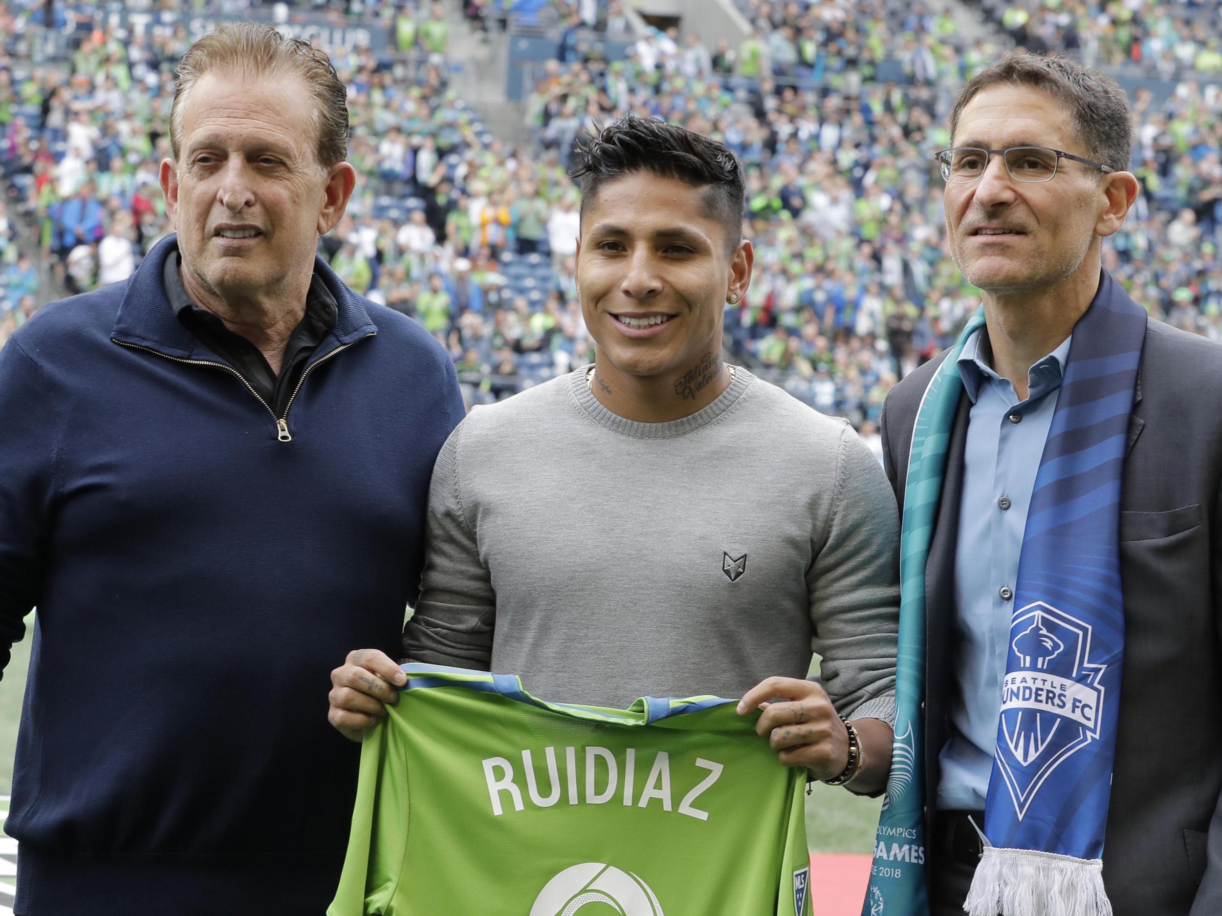 Savior or not, new Sounders striker Raul Ruidiaz cleared to debut Sunday |  The Spokesman-Review