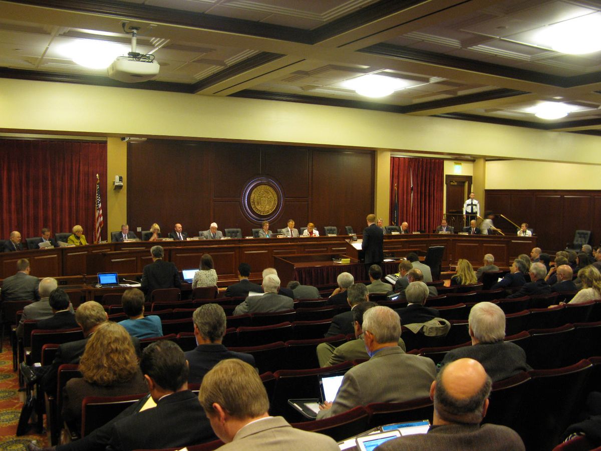 Personal property tax hearing opens, crowd clearly favors counties bill