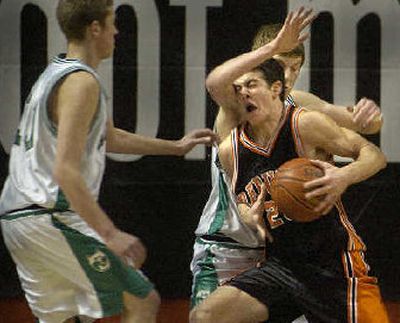 
Republic's Derek Gianukakis fights through. 
 (Christopher Anderson / The Spokesman-Review)