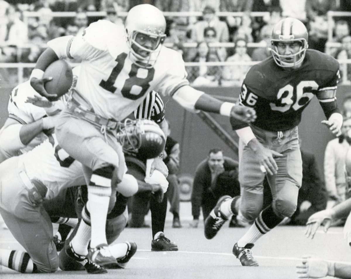 Bob Minnix was one-half of Lewis and Clark’s All-America backfield in 1967. (FILE)