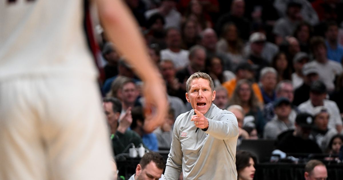 Fire Mark Few? Social media loses its mind after Gonzaga falls to Texas in NCAA Tournament | Commentary