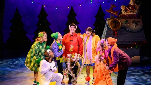 charlie brown christmas dress up Q&A: 'Charlie Christmas' performers talk classic holiday story Women's Long Sleeve Mini