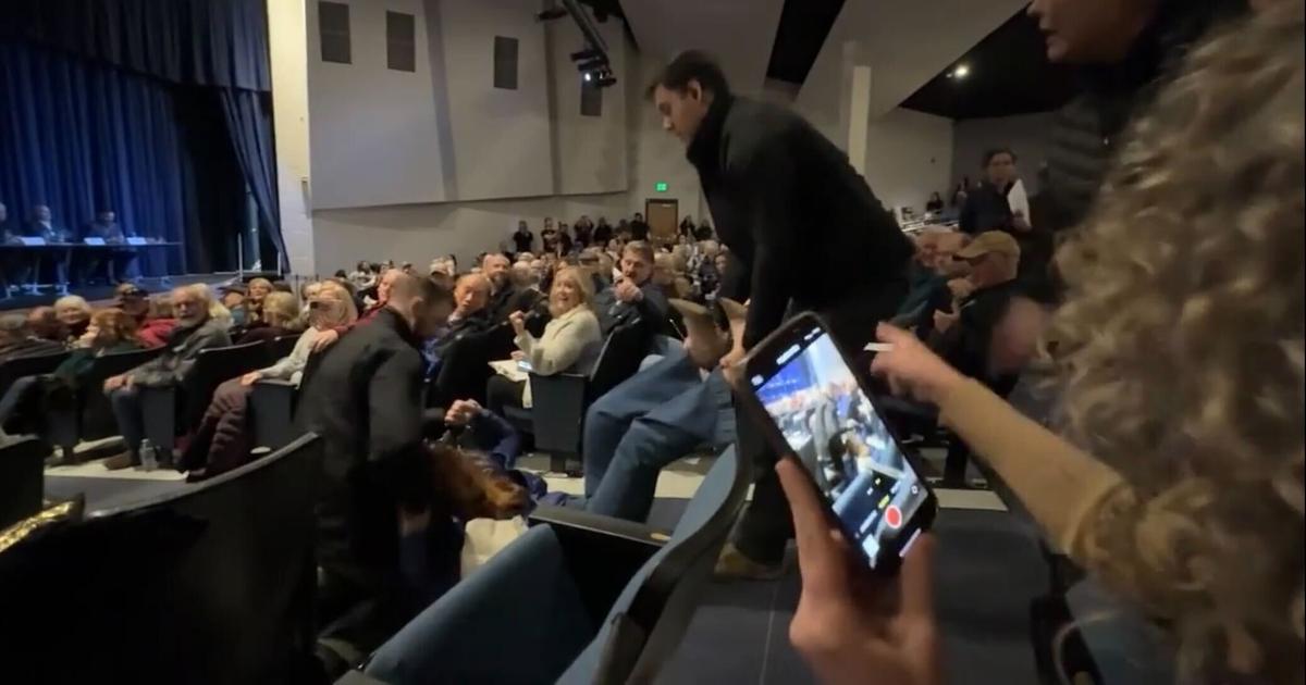 Woman sues Kootenai County Sheriff for forcible town hall removal