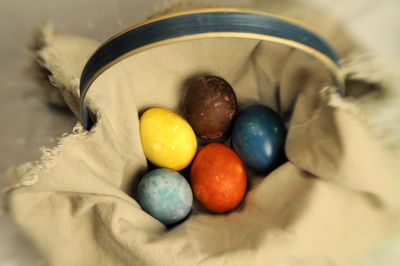 Easter eggs can be dyed naturally with juices and extracts.  (Jesse Tinsley / The Spokesman-Review)
