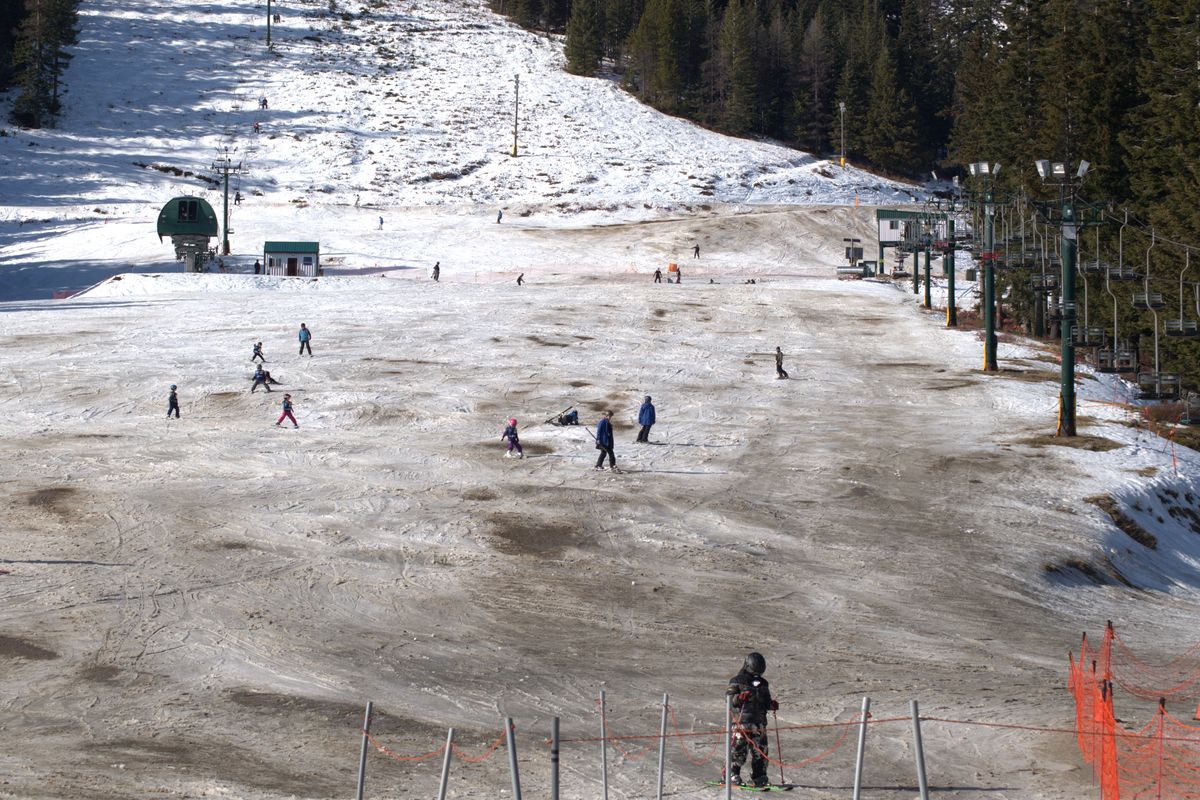 Skiers navigate a run at Mt. Spokane Ski and Snowboard Park on Thursday.  (Michael Wright/The Spokesman-Review)