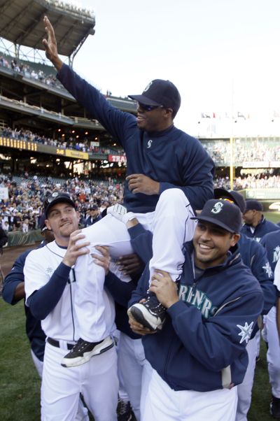 Ken Griffey Jr. and the Seattle Mariners have agreed to a one-year contract for 2010 (John Froschauer / The Spokesman-Review)