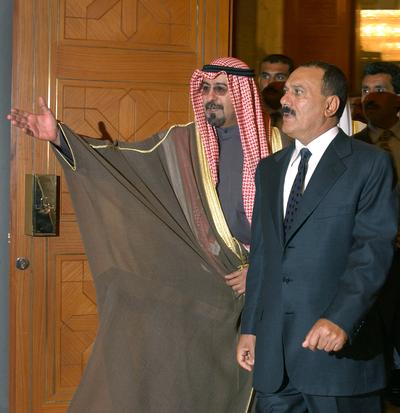 Yemen’s President Ali Abdullah Saleh, right, is received by Kuwait’s Foreign Minister Sheik Mohammed Sabah Al Salem Al Sabah in Kuwait City in 2006. Saleh has been Yemen’s leader since 1990.  (File Associated Press)