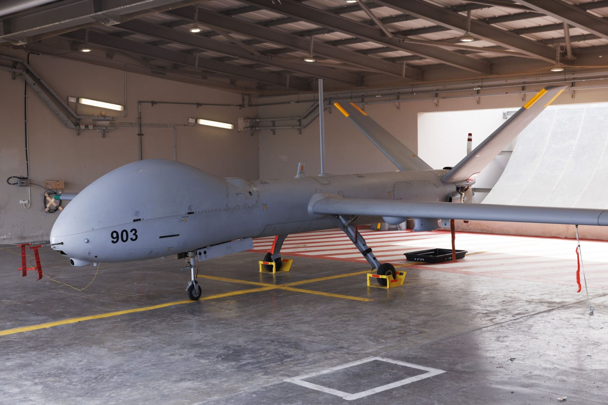 Hamas' cheap, makeshift drones are outsmarting Israel's high-tech ...