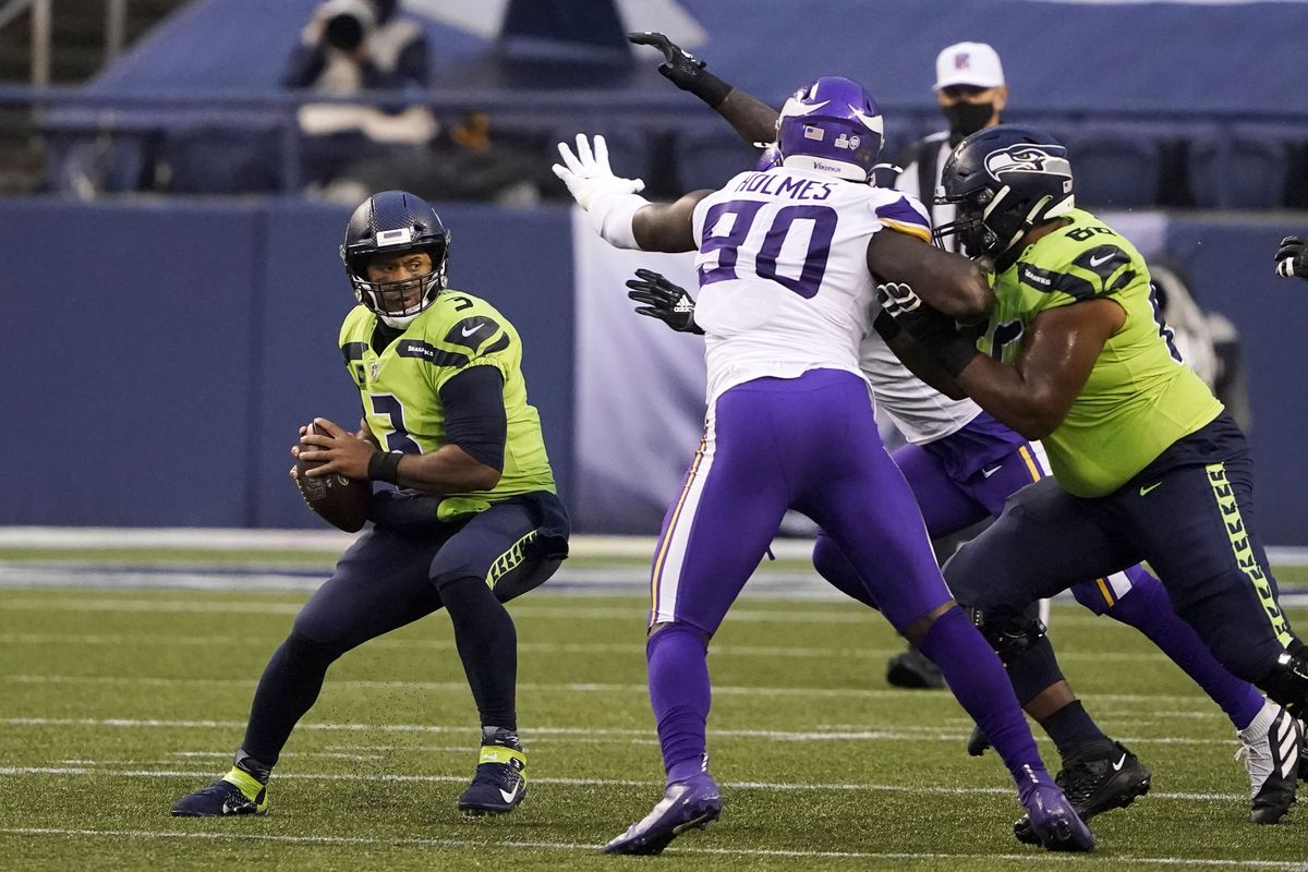 Russell Wilson proves Seahawks are his team now in win over Vikes