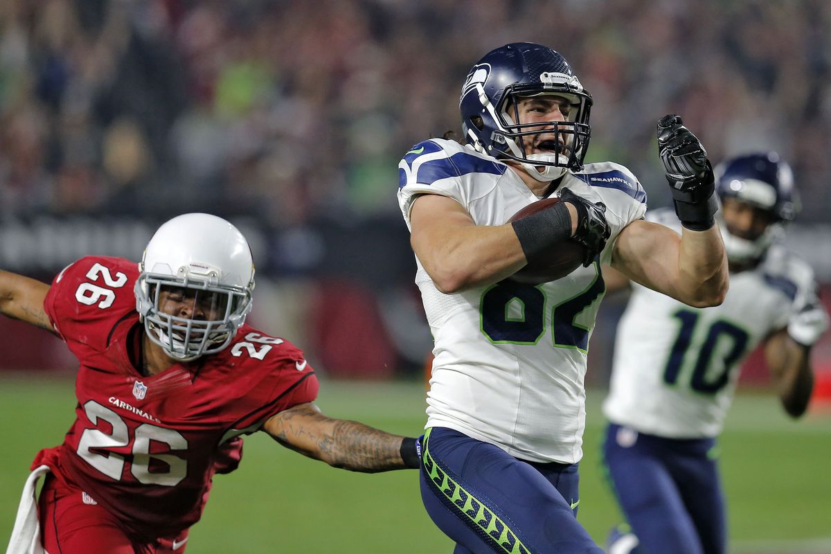 Seahawks tight end Luke Willson scores one of his two touchdowns. (Associated Press)