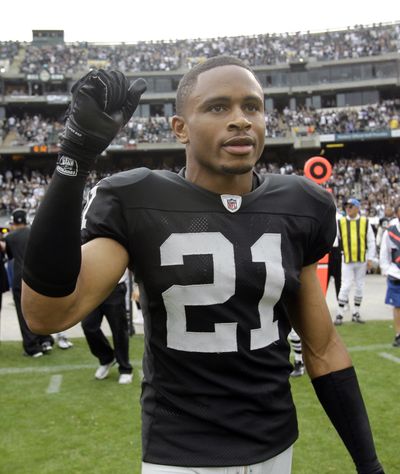 Prized free agent CB Nnamdi Asomugha signed a five-year deal with the Eagles on Friday. (Associated Press)