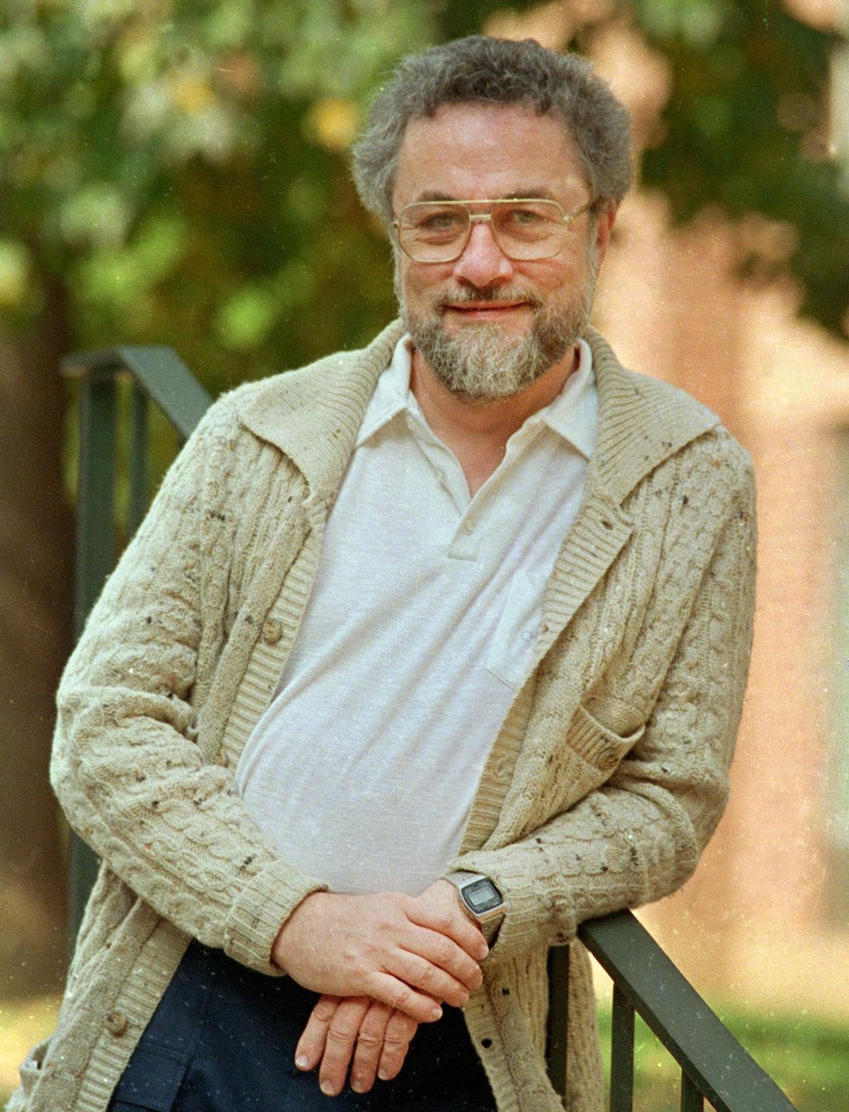 In this October 1987, file photo, Adrian Cronauer, a disc jockey on the Saigon-based Dawn Buster radio show from 1965-1966 whose experiences in the Vietnam War were chronicled in the movie “Good Morning, Vietnam,” poses outside his home in Philadelphia, Pa. Cronauer died Wednesday, July 18, 2018. He was 79. Cronauer opened his Armed Forces Radio show with “Goooooood morning, Vietnam!” (Charles Krupa / AP)