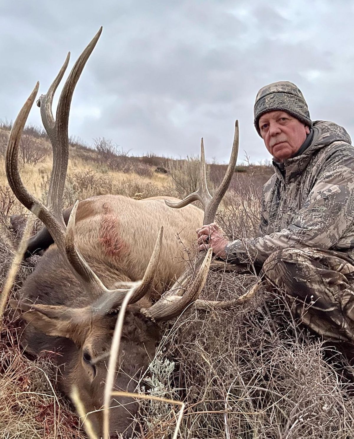 5-day Idaho Elk and Mule Deer Hunt for One Hunter with Former NFL