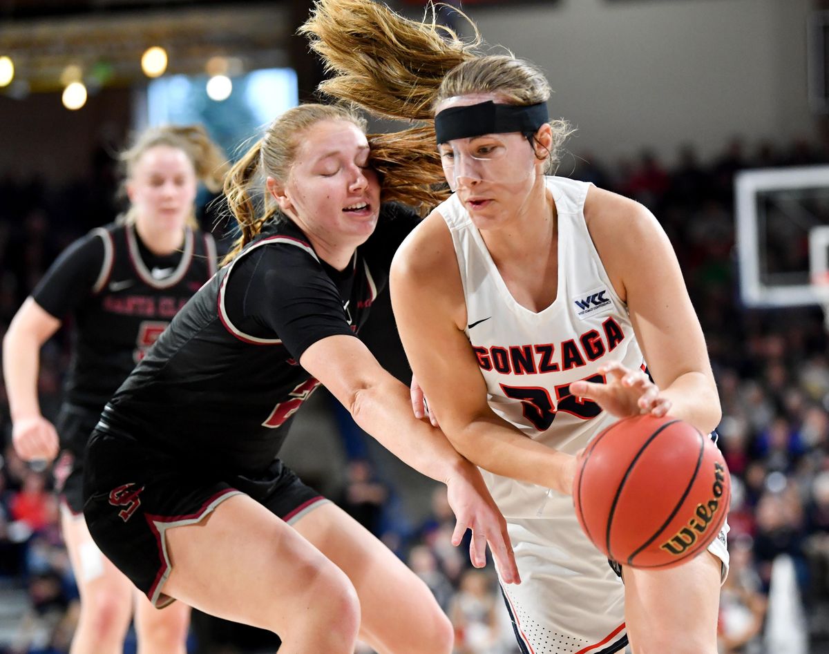 Gonzaga Bulldogs guard Jill Townsend (32) drives the ball against Santa Clara during the first half of a college basketball game on Saturday, February 15, 2020, at McCarthey Athletic Center in Spokane, Wash. (Tyler Tjomsland / The Spokesman-Review)