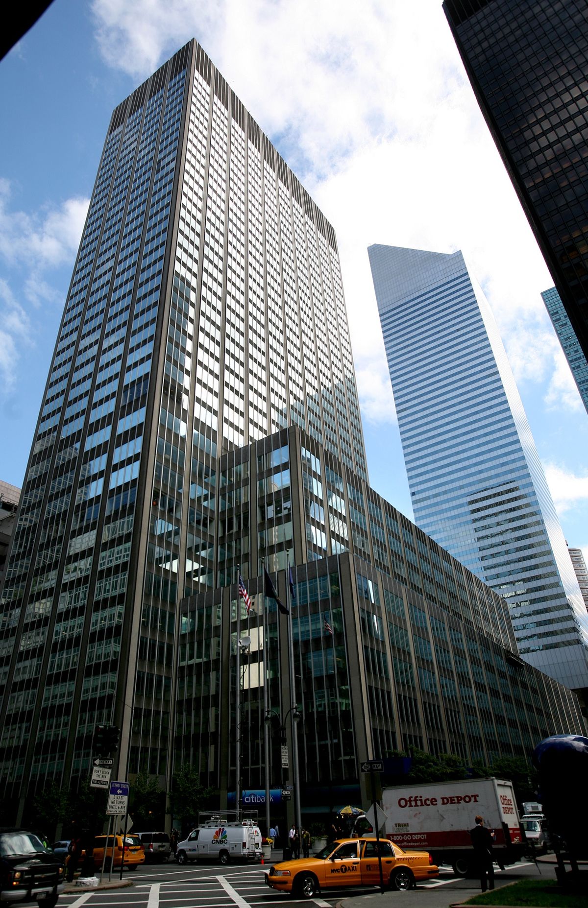 Citigroup corporate headquarters, left, and Citigroup Center, right, in New York. (The Spokesman-Review)