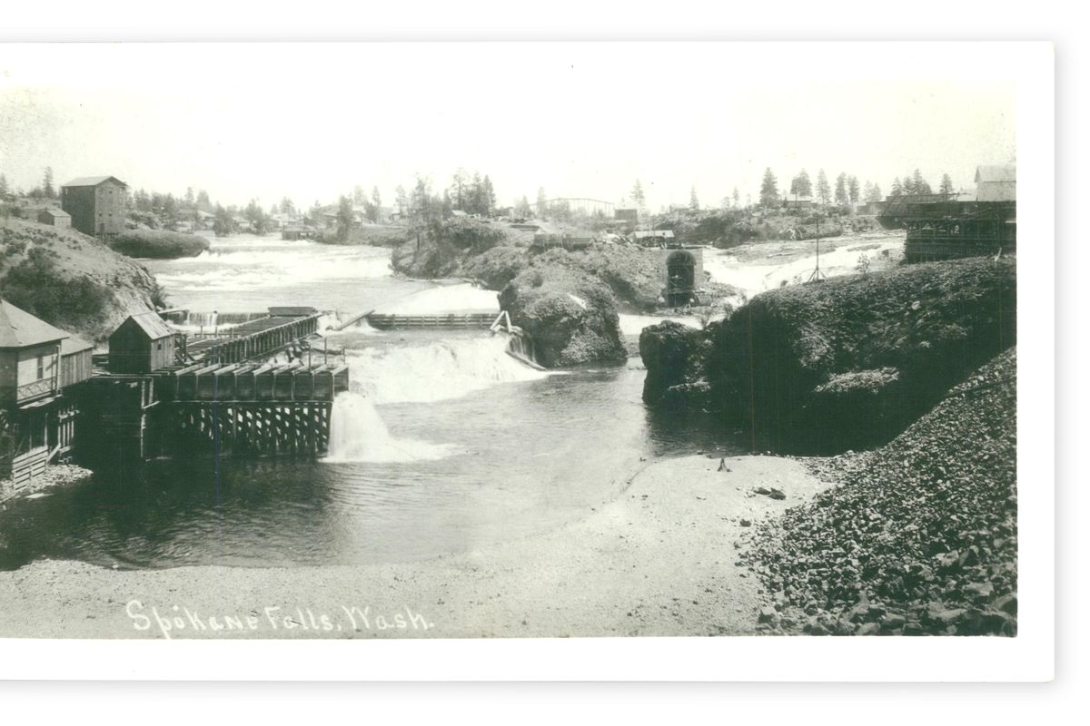 R. Budwin says 1st power station of W.W.P. built in 1885 on left, on right 2nd water works in Spokane on W.W.P. property. First water works was at Echo Mill. Rivers, Spokane Falls, Washington (Archive photo)