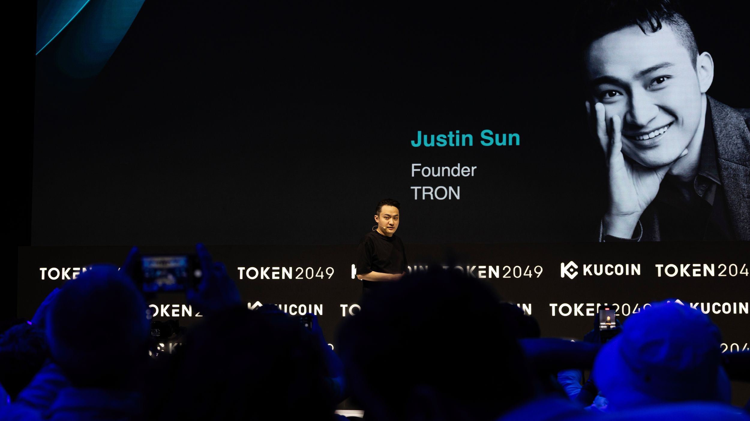 Crypto entrepreneur files fraud suit against Trump family firm - Wed, 22 Apr 2026 PST