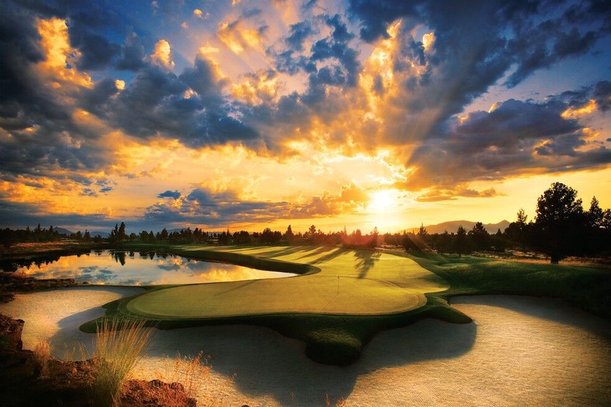 A water hole on the Jack Nicklaus Signature Course at Pronghorn Resort, northeast of Bend, Ore.  (Pronghorn Resort)