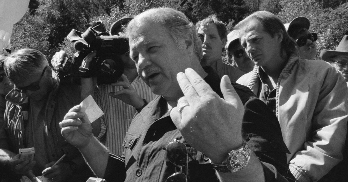 Ruby Ridge standoff negotiator Bo Gritz dies in Nevada