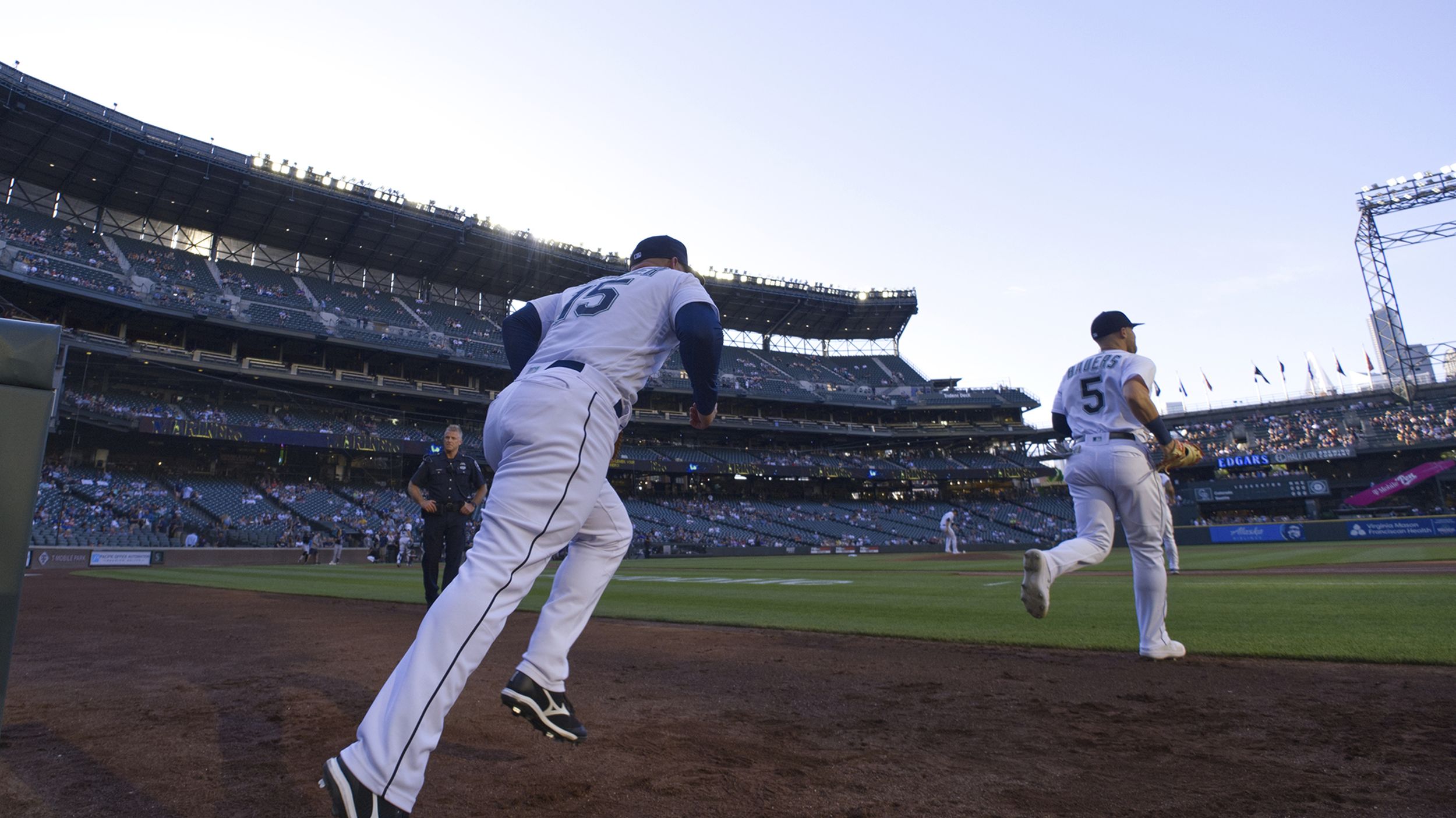 Stocked with more picks in 2021 MLB draft, Mariners ready to roll with  'next wave of talent