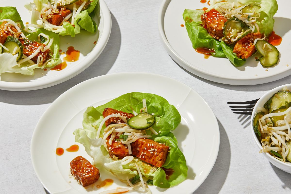 Gochujang-Braised Tempeh Lettuce Wraps.v  (Tom McCorkle/For The Washington Post)