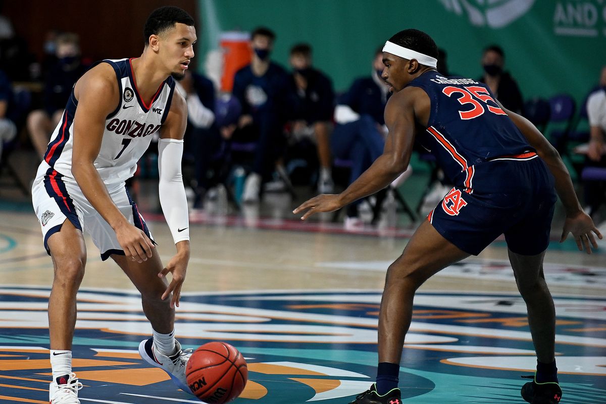 Gonzaga guard Jalen Suggs (1) dribbles against Auburn on Nov. 27, 2020, at the Fort Myers Tip-Off in Fort Myers, Florida.  (Chris Tilley/Fort Myers Tip-Off)