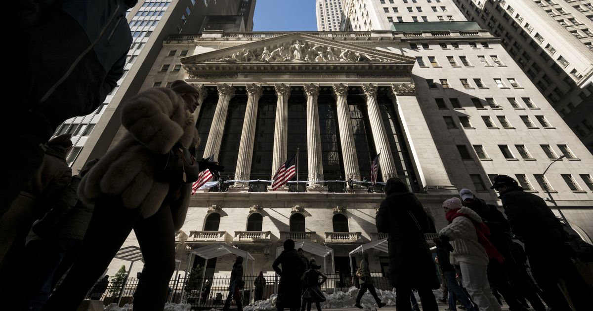 Stocks seesaw as investors brace for Iran war’s economic repercussions