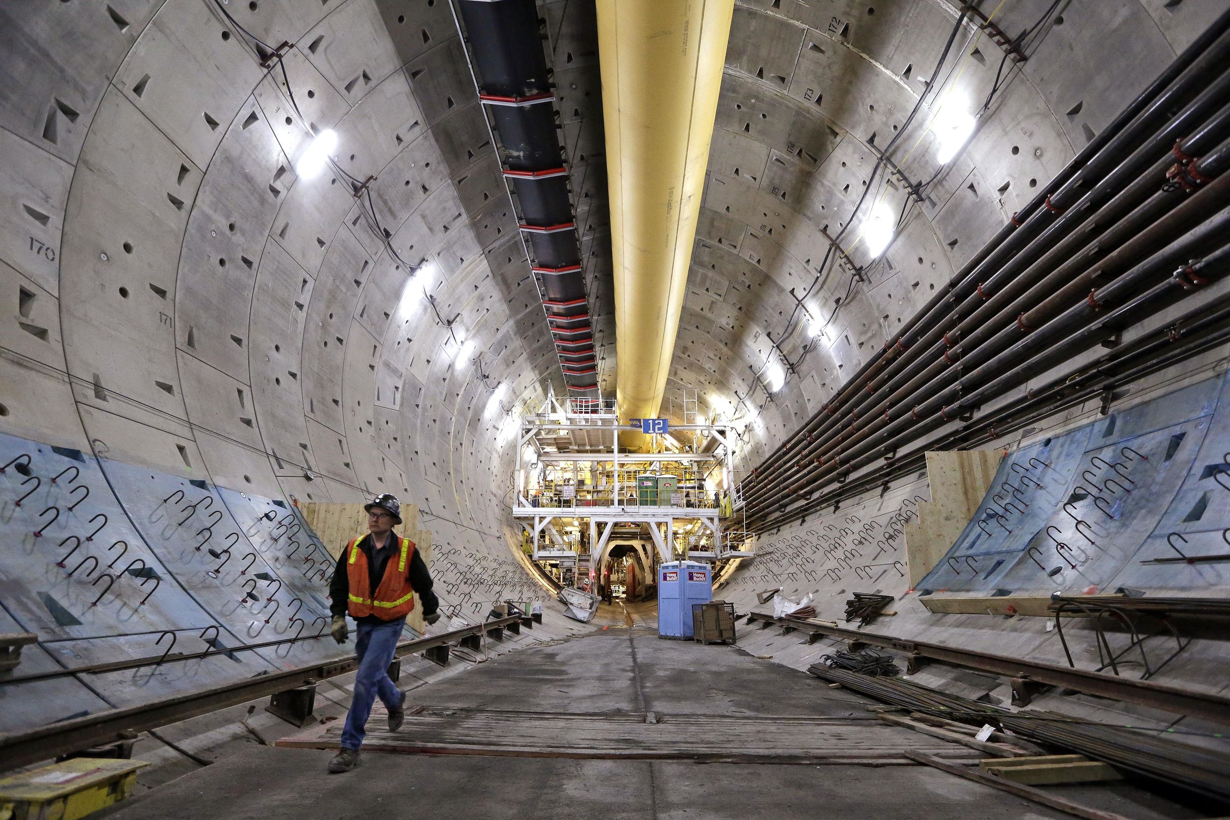 giant-drill-boring-seattle-tunnel-nears-finish-line-the-spokesman-review