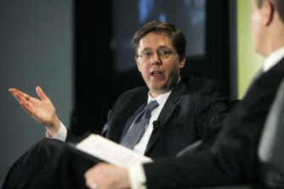 
FCC Chairman Kevin Martin, left, talks to Gary Shapiro, president and CEO of the International Consumer Electronics Show, during an industry insider session at the show in Las Vegas on Tuesday. Associated Press
 (Associated Press / The Spokesman-Review)