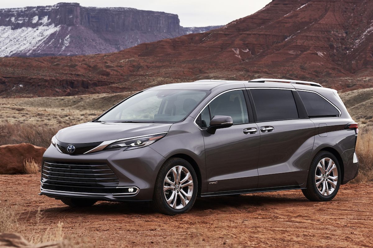 Aside from the expected generational gains — it’s bigger, better equipped, more comfortable — the Sienna makes history as the first minivan that can be had only as a hybrid. (Toyota)
