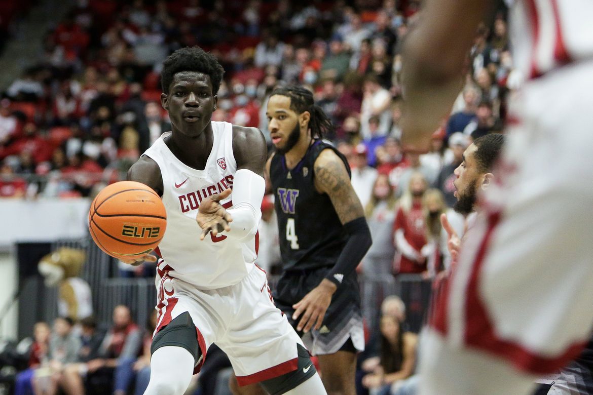 Washington State post Mouhamed Gueye collects fourth Pac-12 freshman of ...