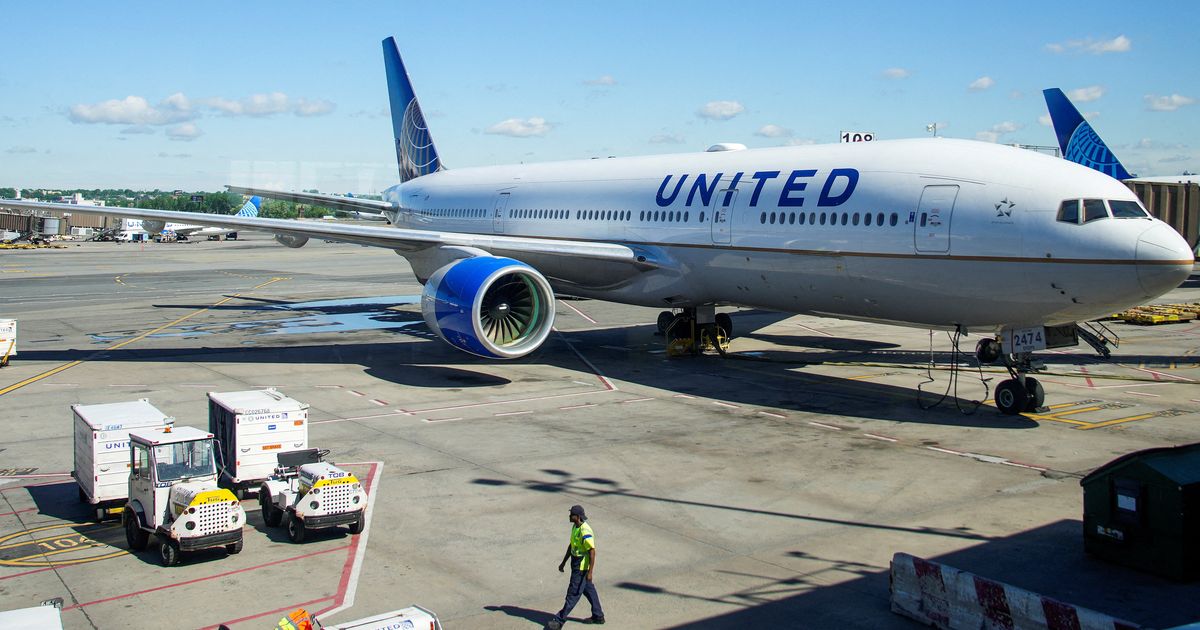 United now has a ‘base’ fare for business class and premium economy
