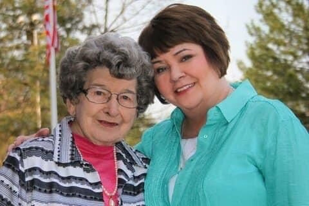 Lois and Karen Stratton pictured in 2015.  (Emma Epperly / The Spokesman-Review)